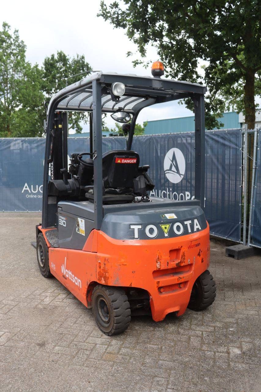Heftruck Toyota 8FBMT30 Elektrisch 3000kg 2013