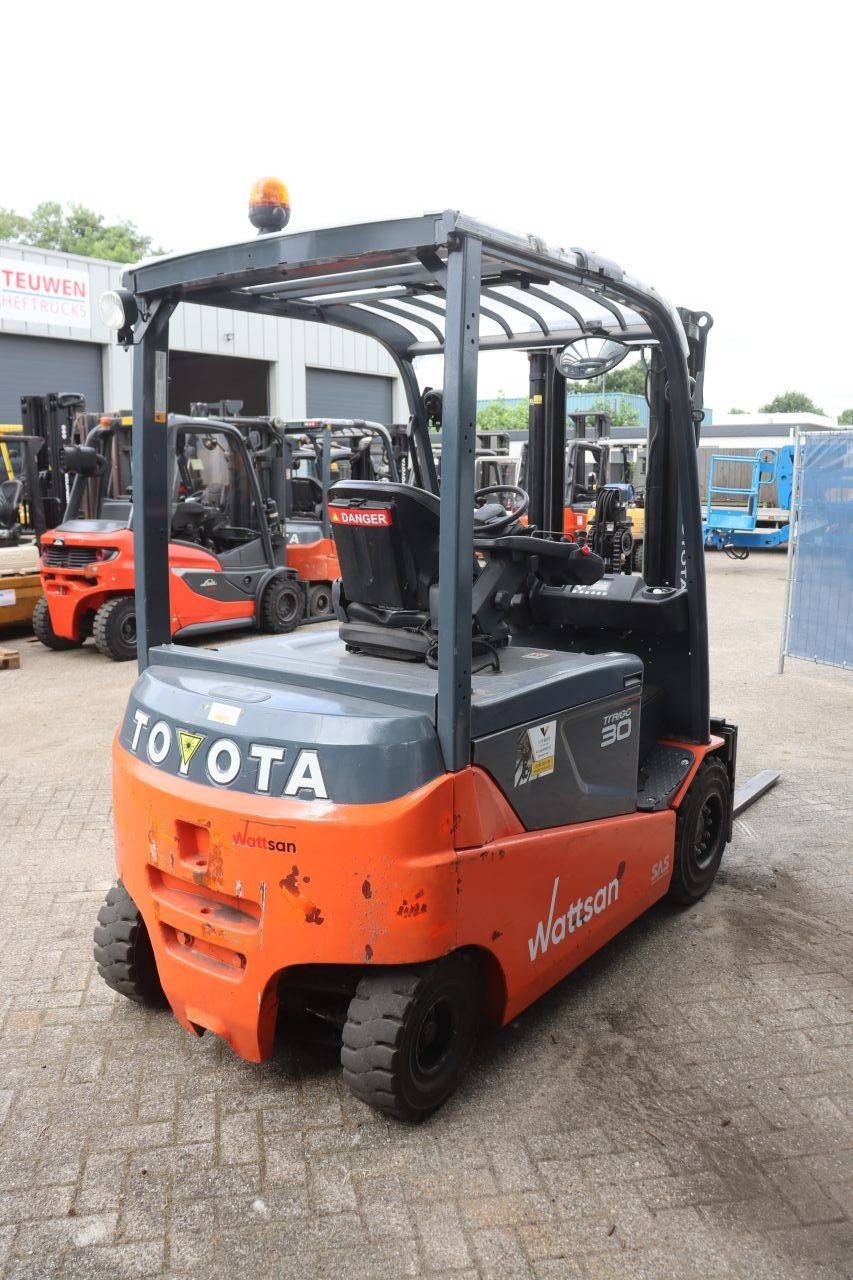 Heftruck Toyota 8FBMT30 Elektrisch 3000kg 2013