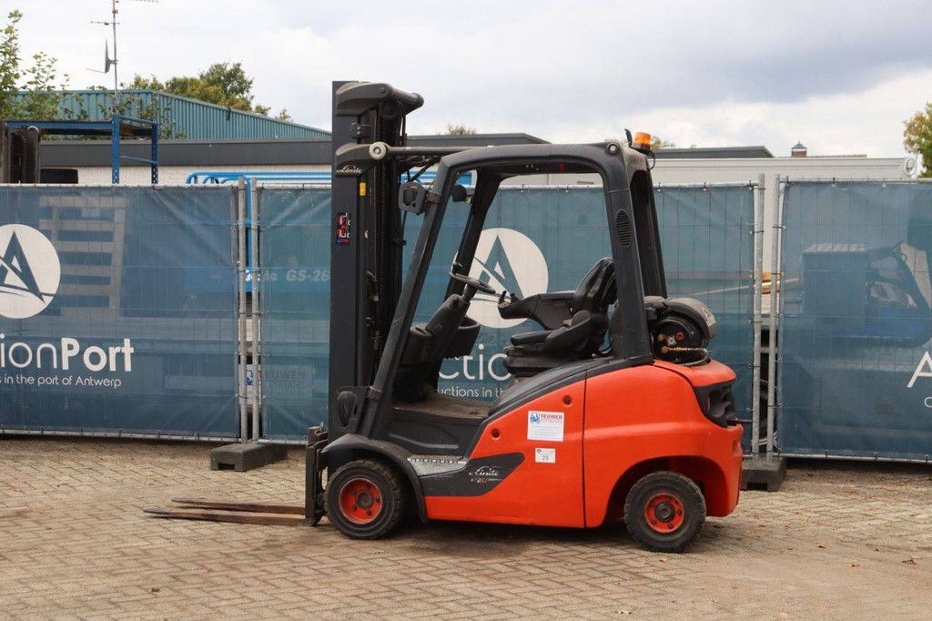 Linde H20T-01 LPG-Gabelstapler 2000 kg 5,52 m 2018