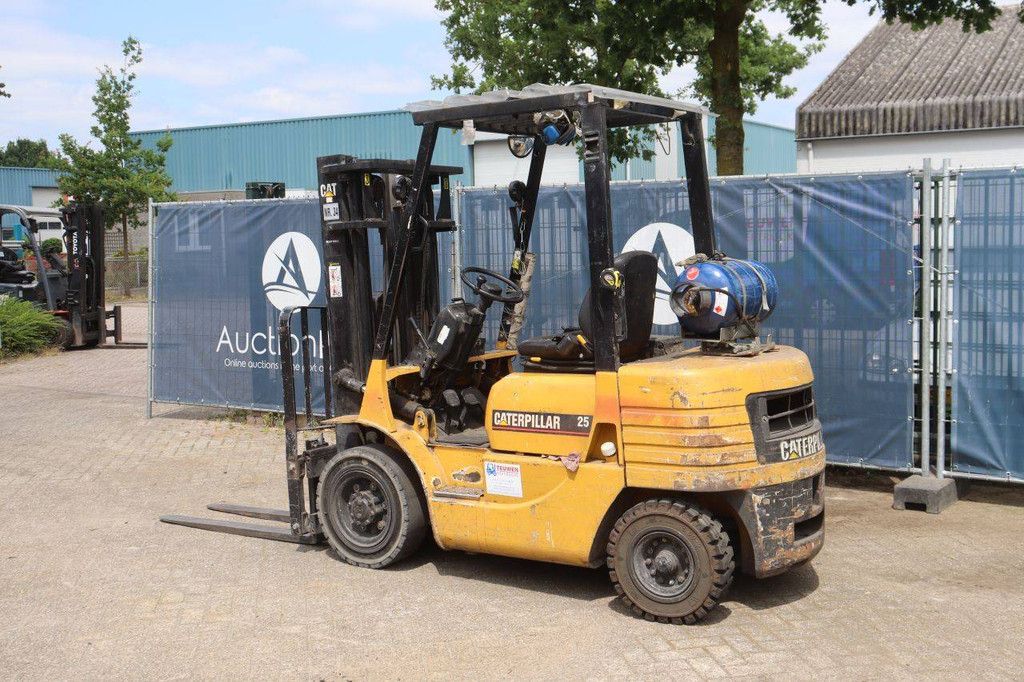Heftruck Caterpillar GP25 LPG 2500kg 1997