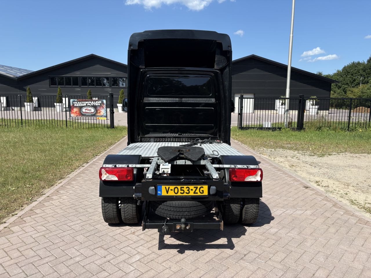 Be trekker Mercedes Sprinter 519 8 TON (77.586 KM