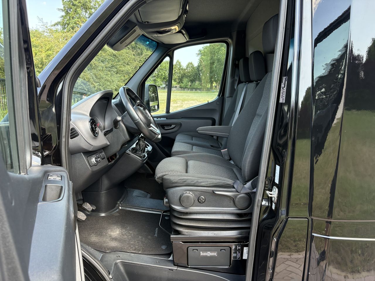 Be trekker Mercedes Sprinter 519 8 TON (77.586 KM