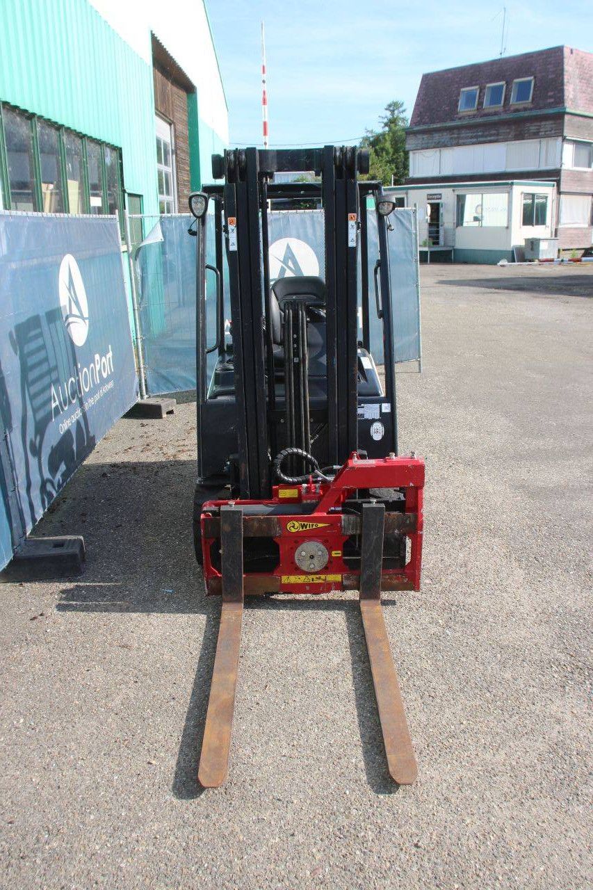 Bobcat B20X-7 Plus Electric Forklift 2000kg 4.75m 2024