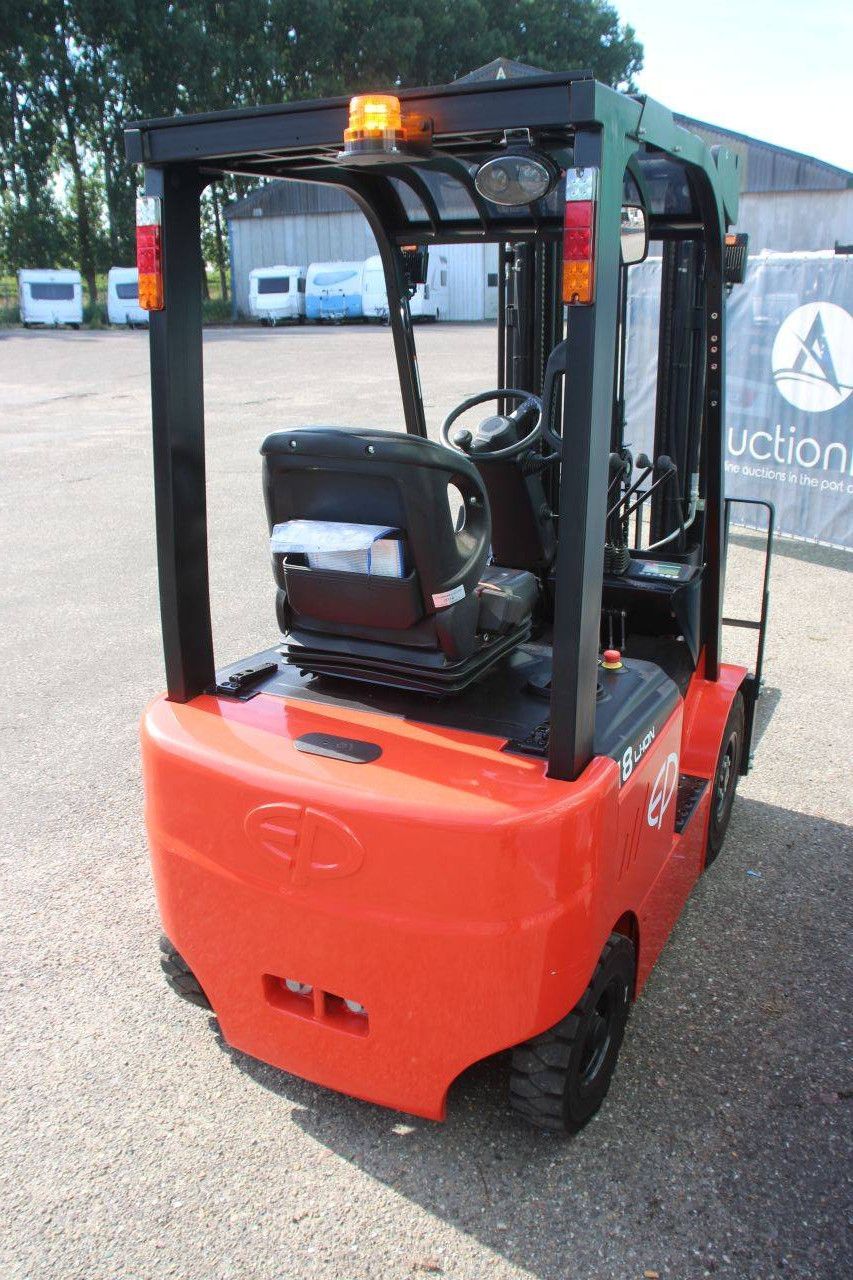 Gabelstapler EP Equipment EFL181 Elektro 1800kg 4,8m 2024