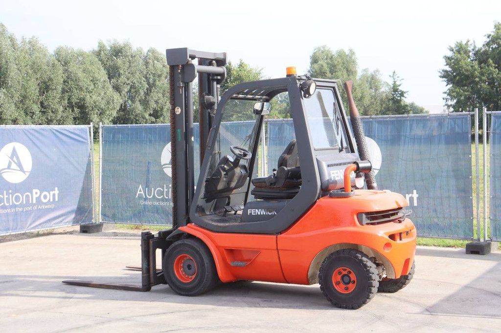 Heftruck Fenwick-Linde H30D-03 Diesel 3000kg 4.8m 2001