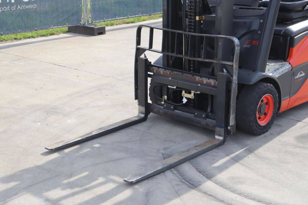 Linde E16C-02 Electric Forklift 1600kg 4.0m 2017