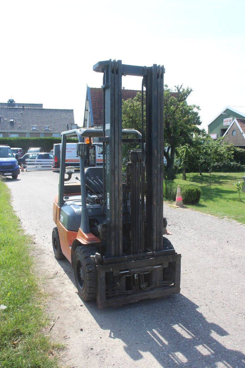 Heftruck Toyota 62-7FDF30 Diesel 3000kg 6.0m 2006