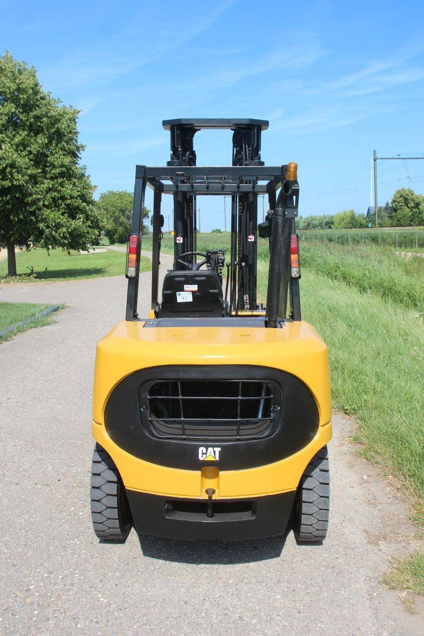 Forklift Caterpillar DP45K-2 Diesel 4500kg 6.0m 2007
