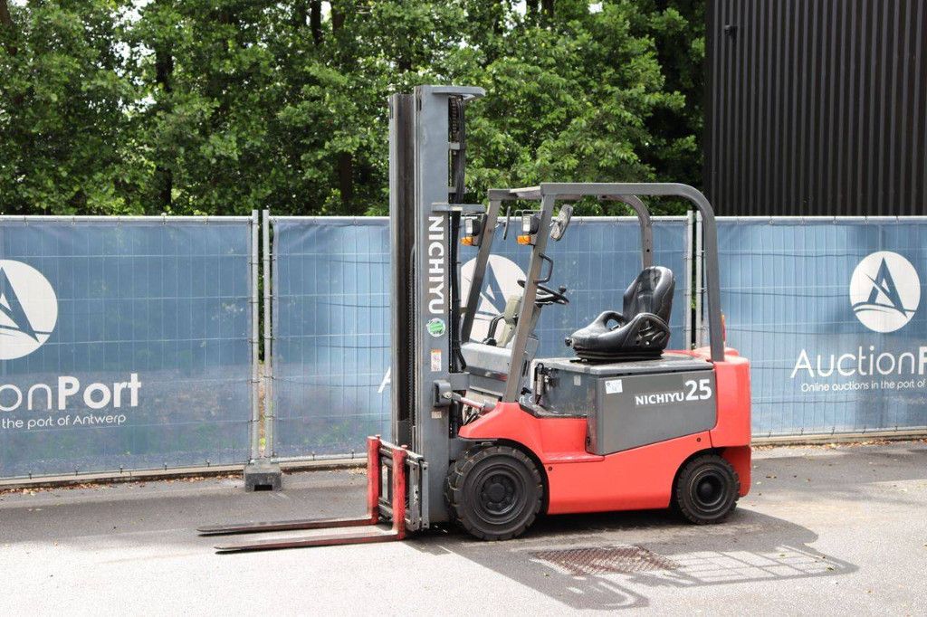 Heftruck Nichiyu FB25PN Elektrisch 6.0m