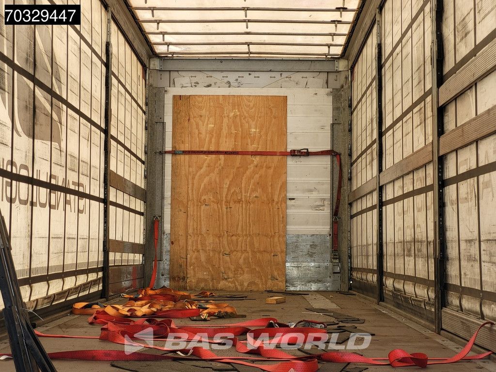 Schmitz SCB*S3T 3 axles Mega Lift Axle Sliding + Lifting roof