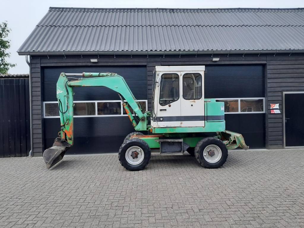 Schaeff HML 20 mobiele kraan Servo NL kenteken
