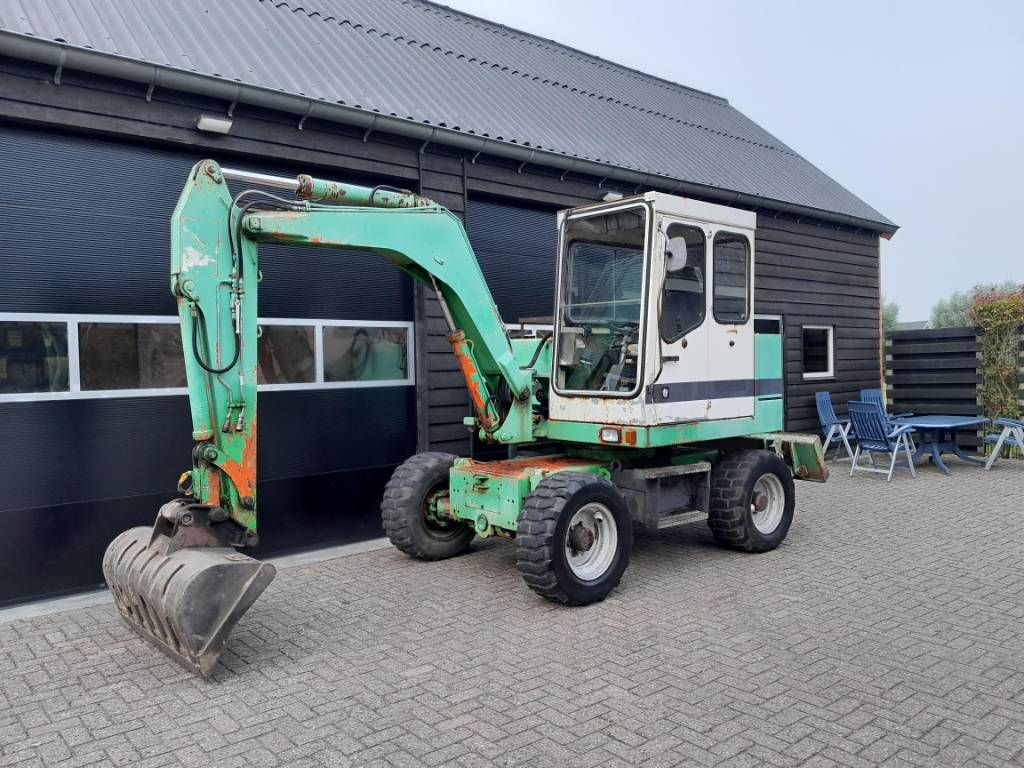 Schaeff HML 20 mobiele kraan Servo NL kenteken