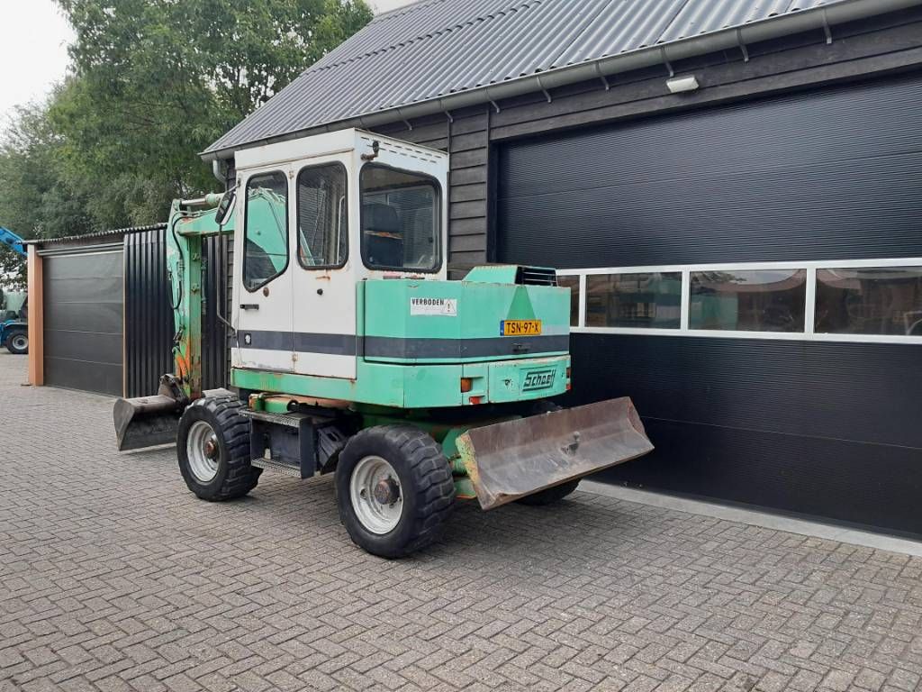 Schaeff HML 20 mobiele kraan Servo NL kenteken