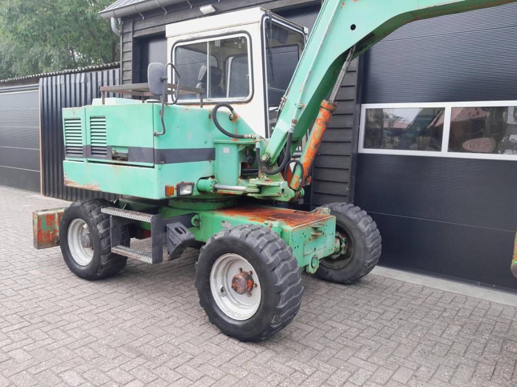 Schaeff HML 20 mobiele kraan Servo NL kenteken