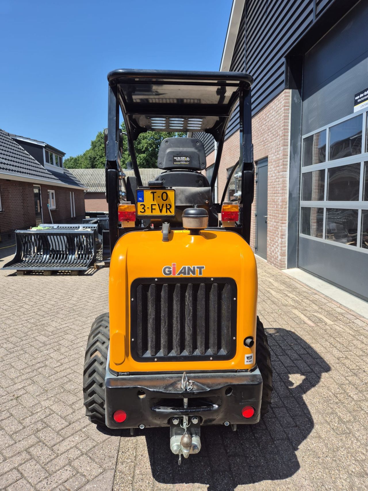 Giant G1500 Xtra shovel /bj 2024/super nette machine