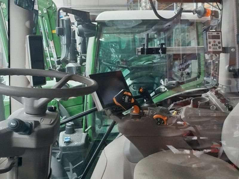 John Deere 6R 185