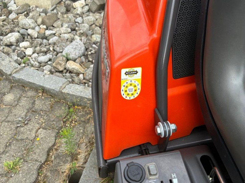 Husqvarna R 418Ts AWD