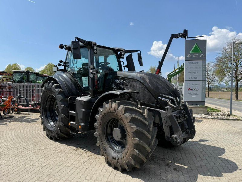 Valtra Q305