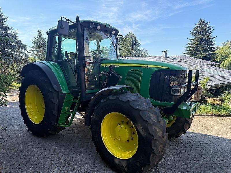 John Deere 6620