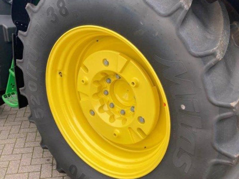 John Deere 6100M