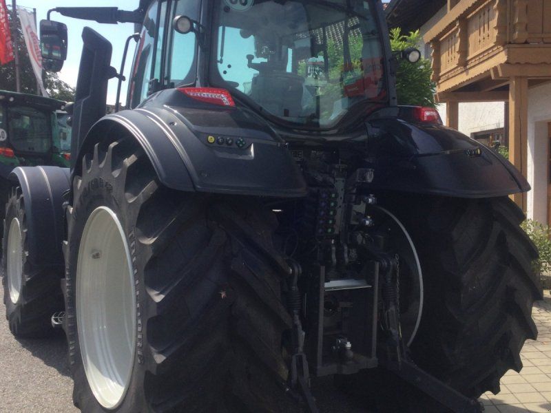 Valtra T215 D