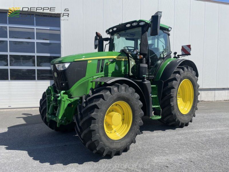 John Deere 6R 250