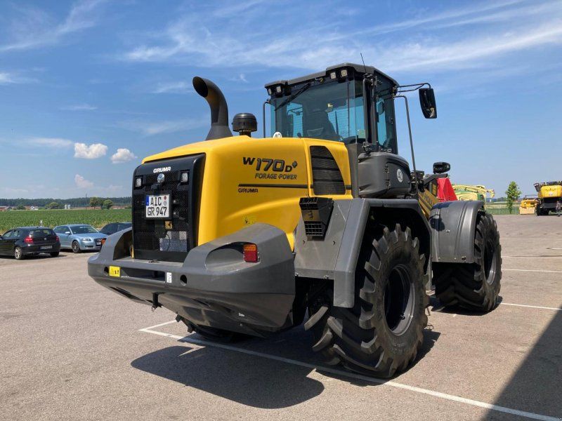 New Holland W170D2-S5-Forage Power