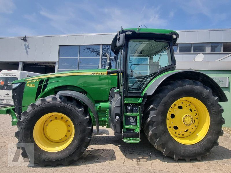 John Deere 8400 R