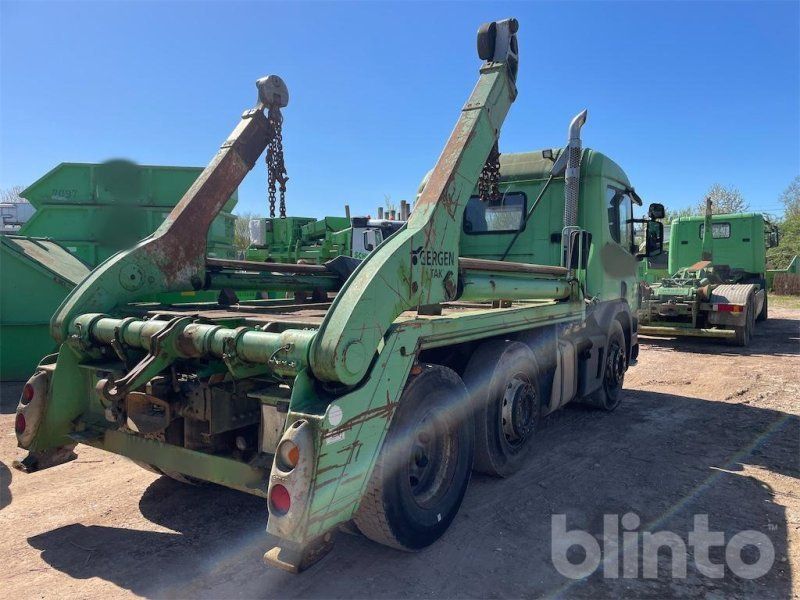 Scania P124L 420