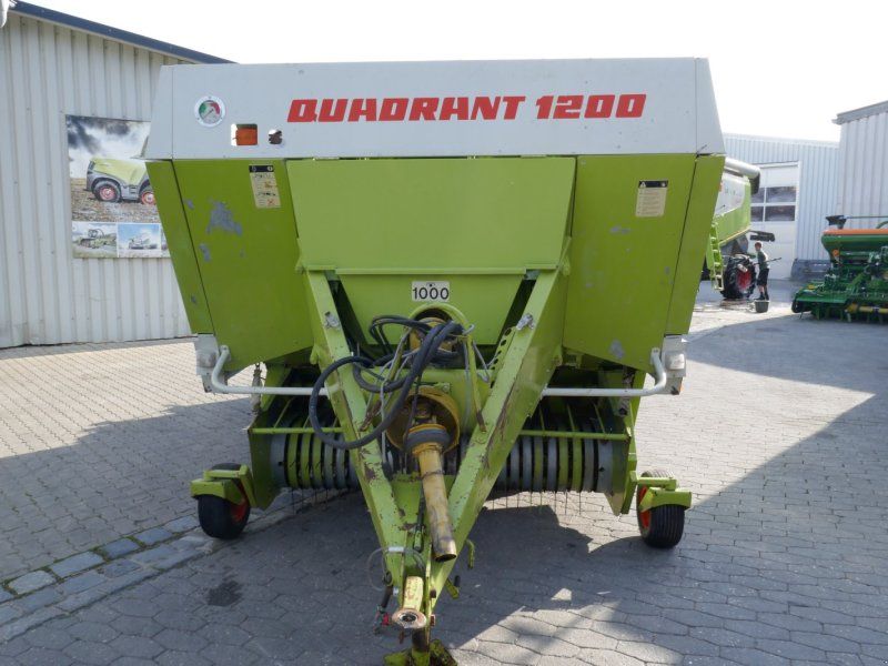 Claas Quadrant 1200