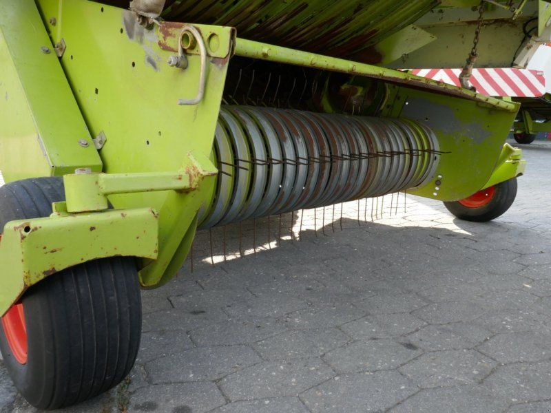 Claas Quadrant 1200