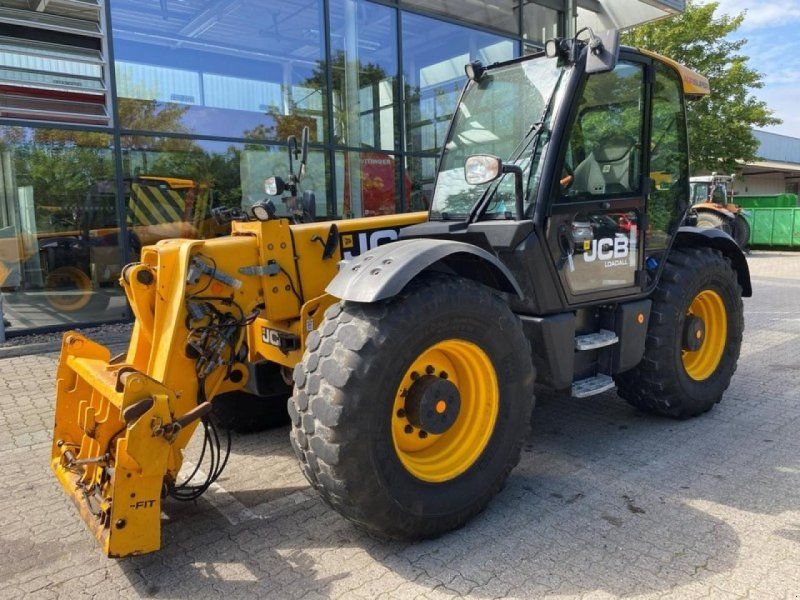 JCB 560-80 AGRI SUPER