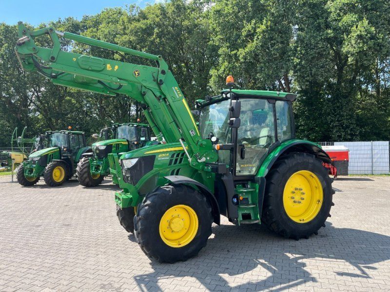 John Deere 6130R