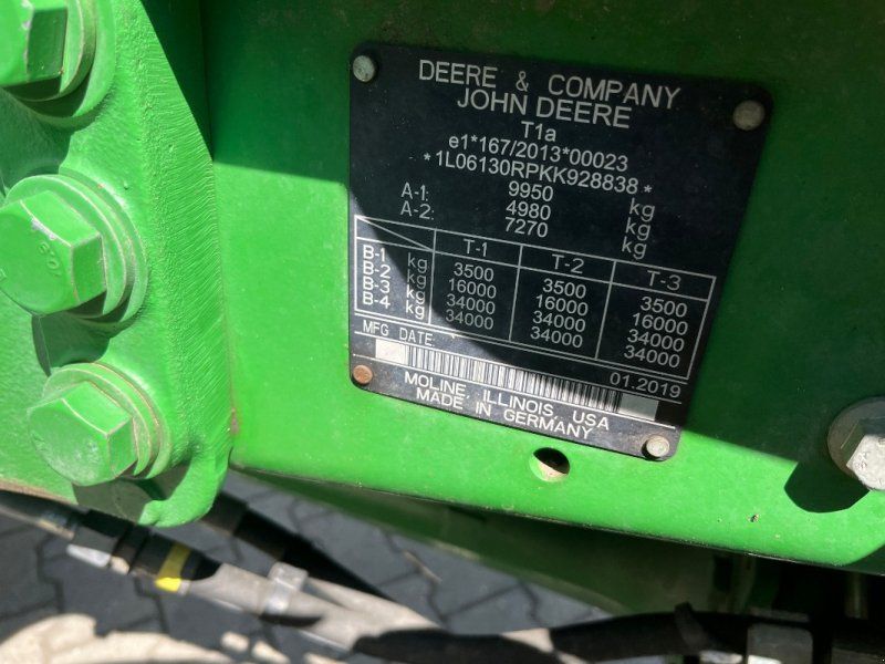 John Deere 6130R
