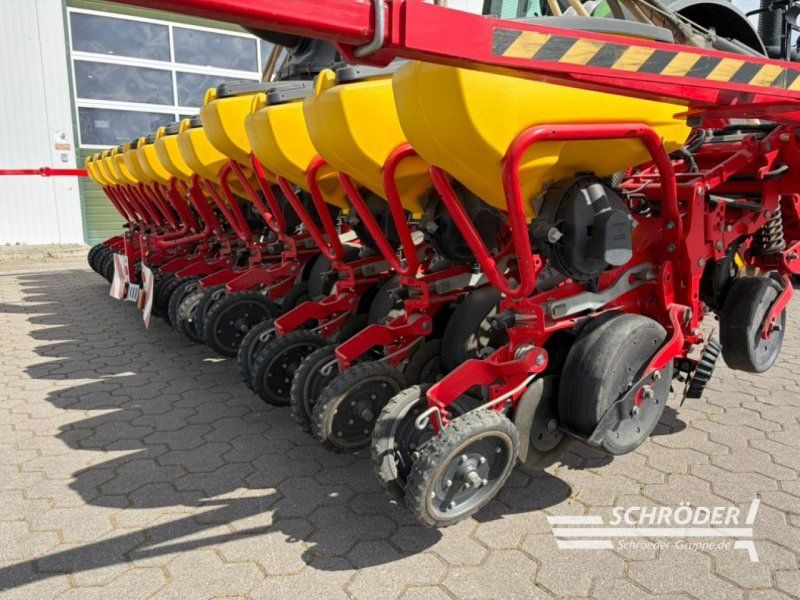 Väderstad TEMPO 12 + FH 2200