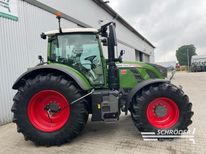 Fendt 724 VARIO S4 PROFI PLUS
