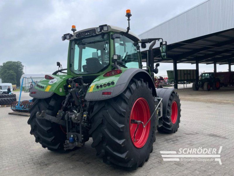 Fendt 724 VARIO S4 PROFI PLUS