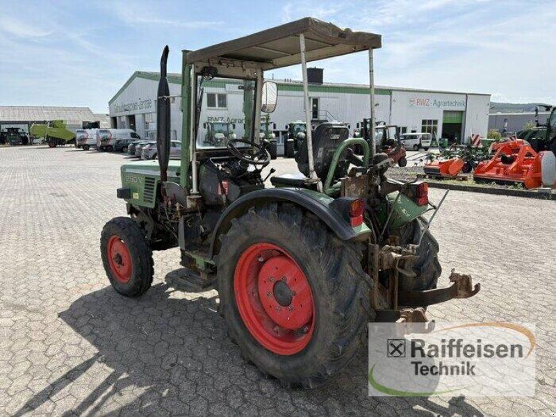 Fendt 250 V