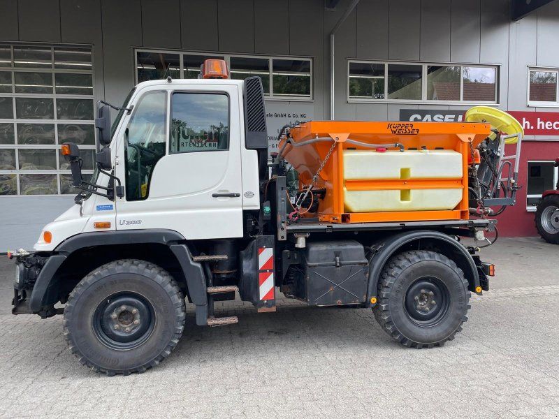 Mercedes-Benz U 300
