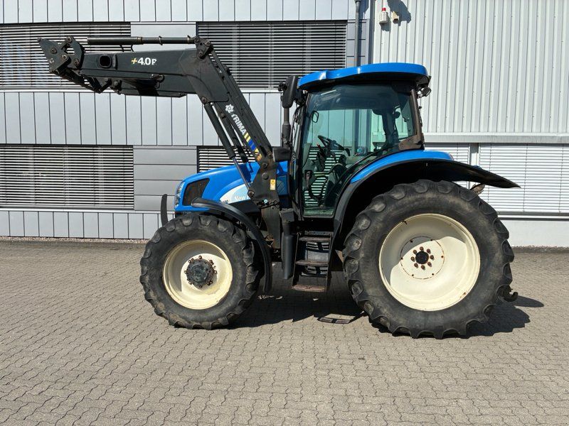 New Holland TS100A