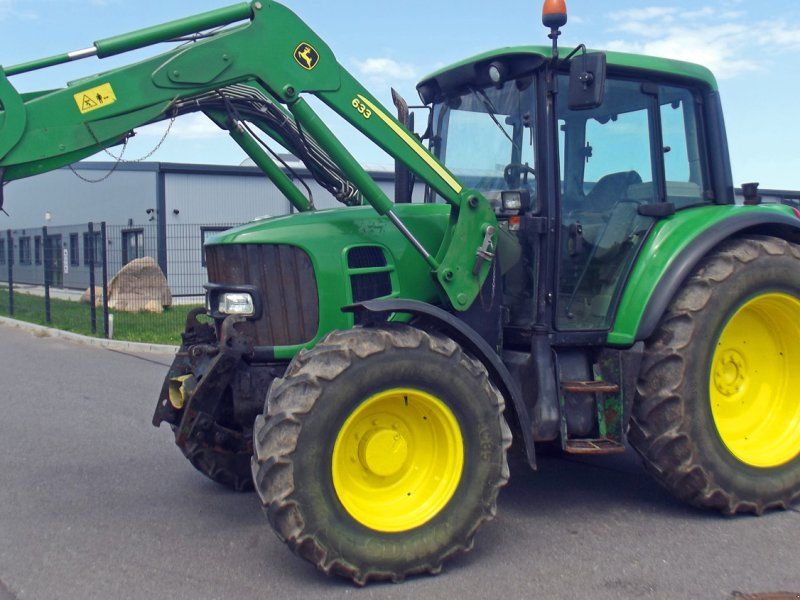John Deere 6330 Frontlader+Frontzapfwelle+Druckluft