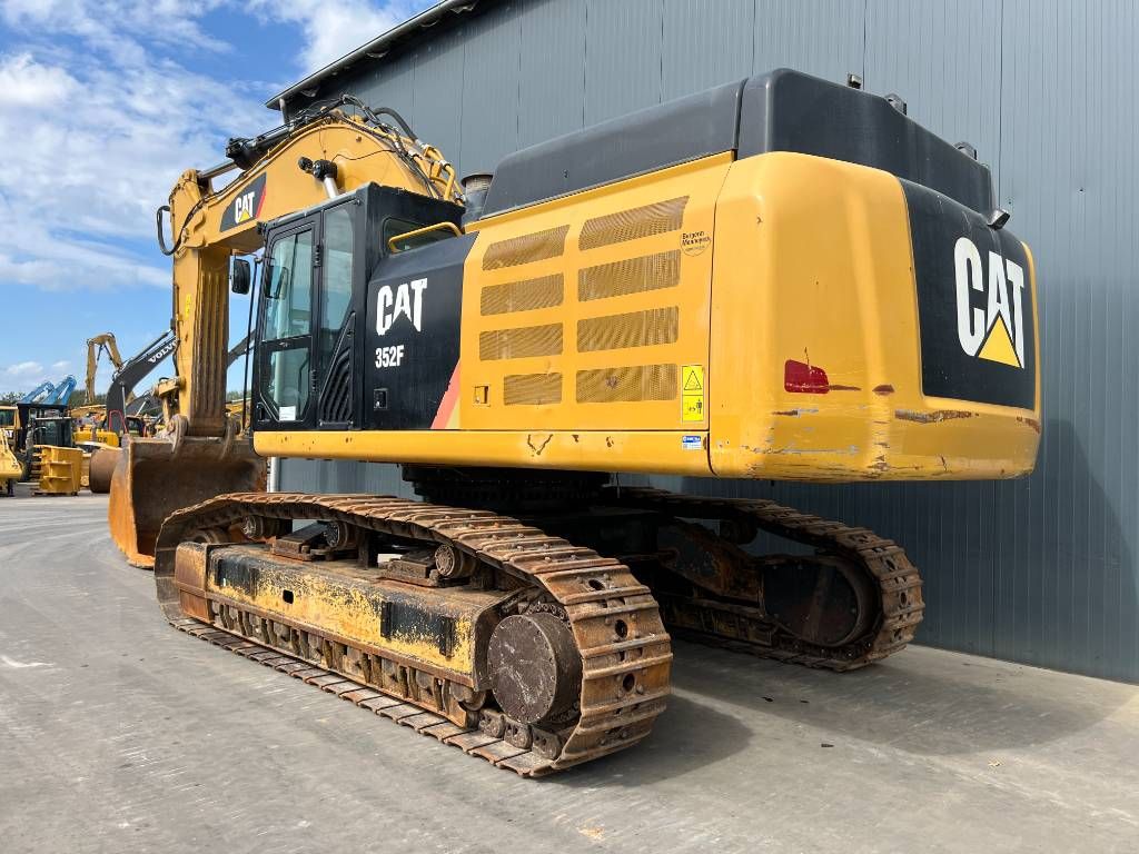 CAT 352 F