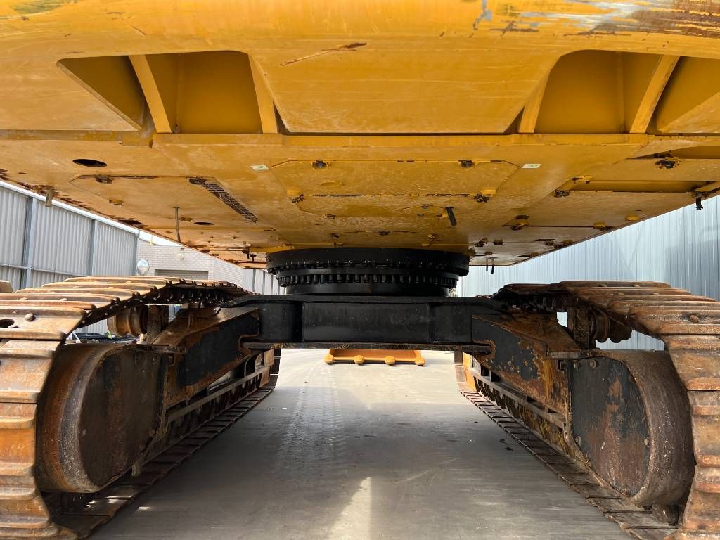 CAT 352 F
