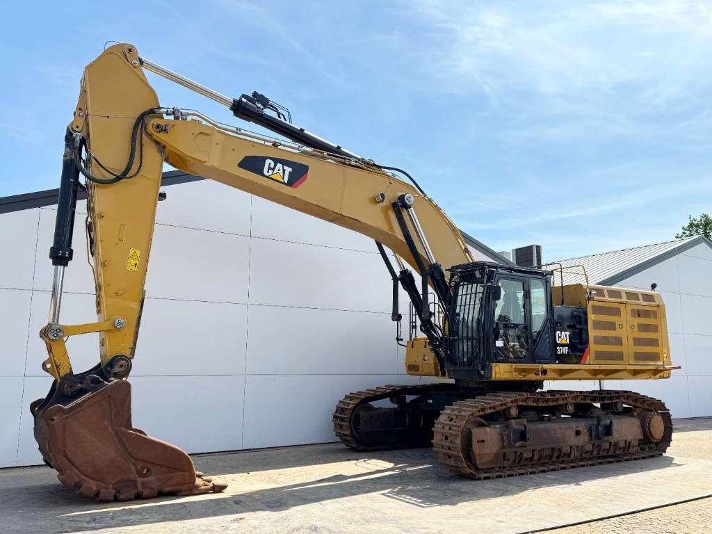 CAT 374FL - Automatic Greasing / Top Condition