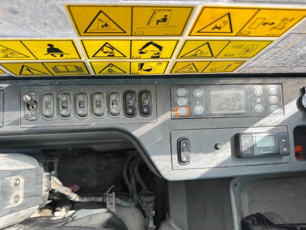 CAT 374FL - Automatic Greasing / Top Condition