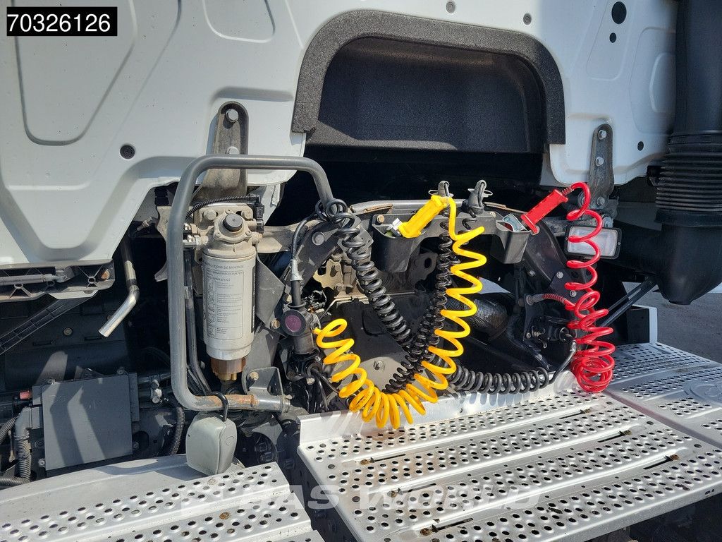 Mercedes Actros 1842 4X2 StreamSpace Automatic