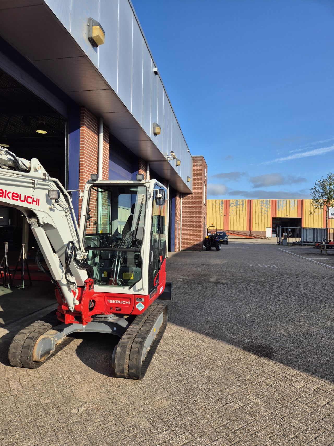 Takeuchi TB235-2