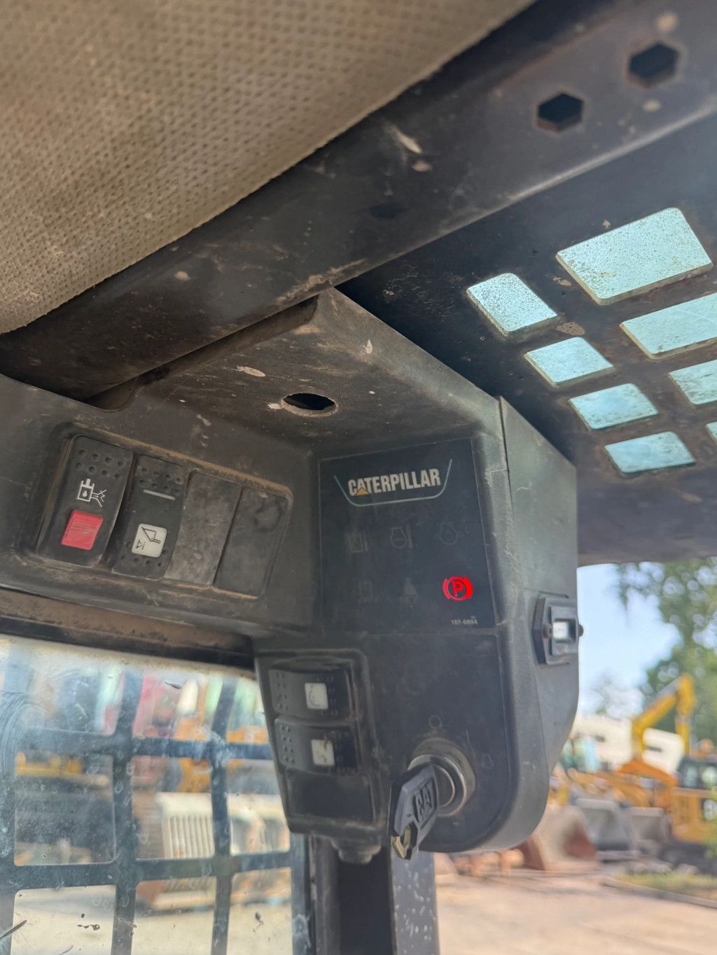 Caterpillar 216B