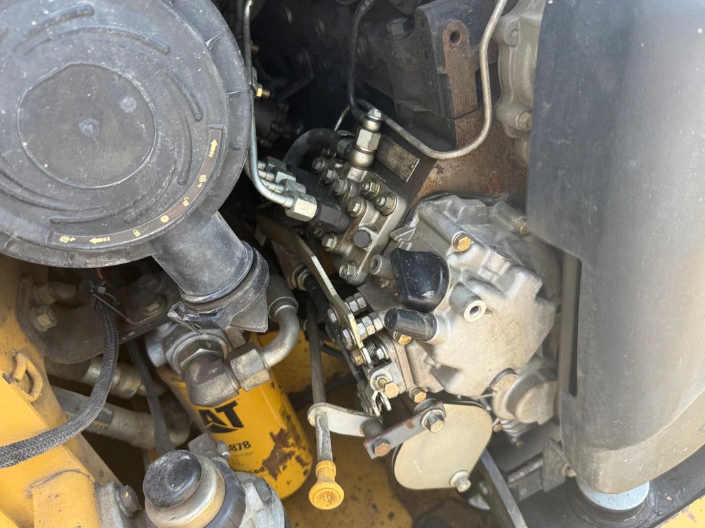 Caterpillar 216B