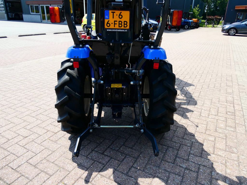 Iseki TM3187 4wd / 0124 Draaiuren / Vooralder